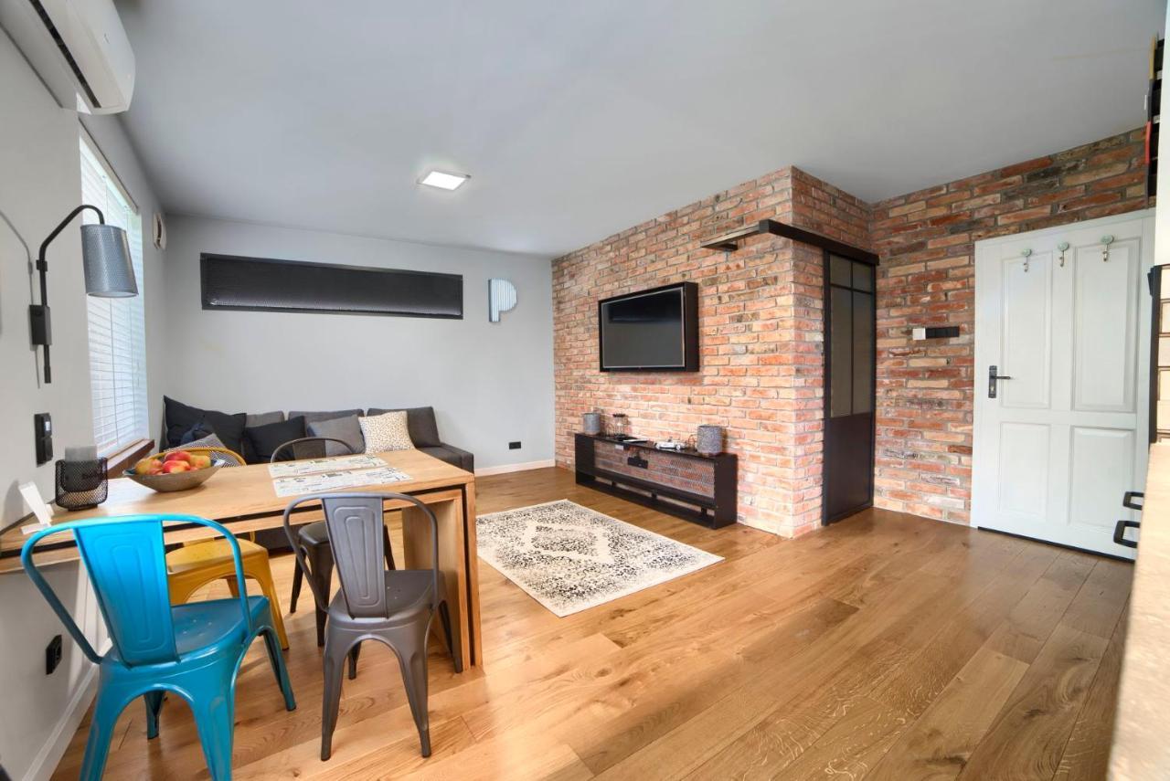Апартаменты Apartament Sienkiewicza23 Вадовице Экстерьер фото